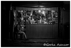 FOTO AFRICA ETIOPIA TIENDA NOCTURNA