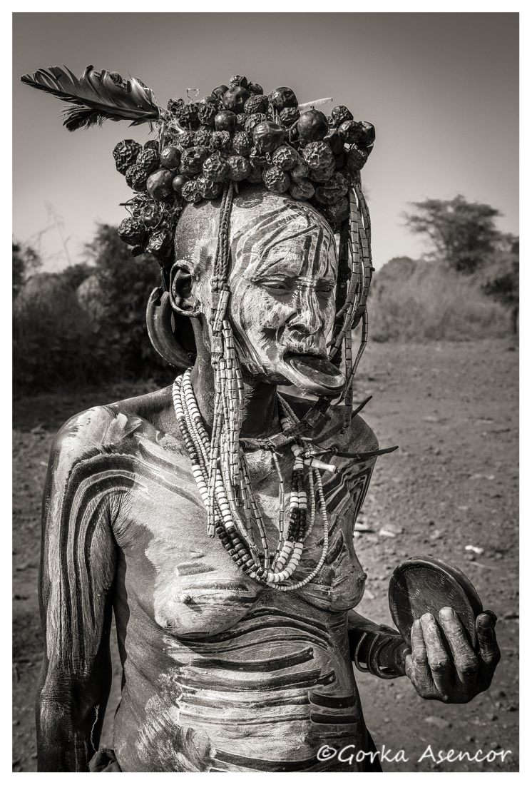 FOTO AFRICA ETIOPIA VIEJA MURSI