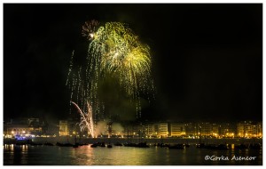 FUEGOS ARTIFICIALES BAHIA DONOSTIA