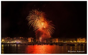 FUEGOS ARTIFICIALES BAHIA DONOSTIA