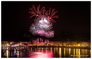 FUEGOS ARTIFICIALES BAHIA DONOSTIA