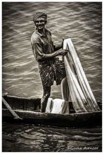 INDIA PESCADOR