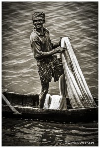 INDIA PESCADOR