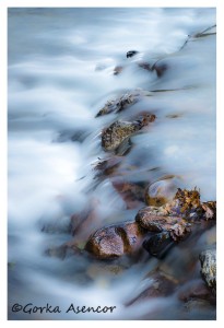 PIEDRAS AGUA MOVIMIENTO