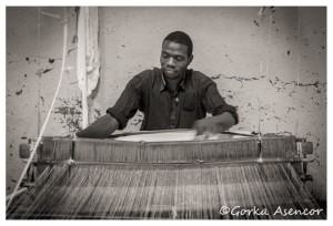 FOTO AFRICA ETIOPIA DORCE TEJIENDO